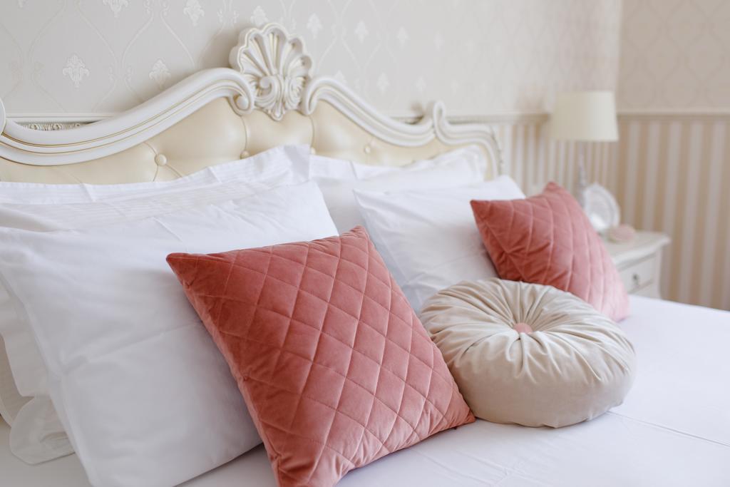 Royal Suite Apartment With Jacuzzi Sumy Ngoại thất bức ảnh