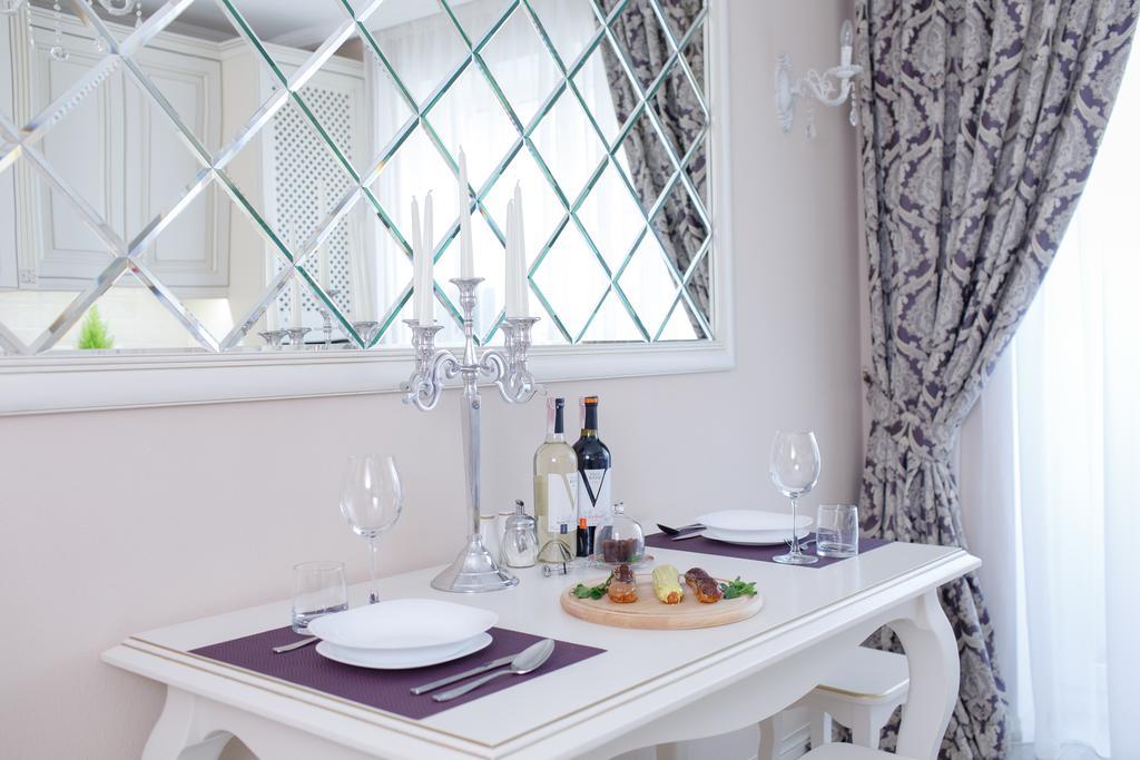 Royal Suite Apartment With Jacuzzi Sumy Ngoại thất bức ảnh